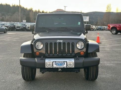 Used 2011 Jeep Wrangler Unlimited Sahara w/ Dual Top Group image 7
