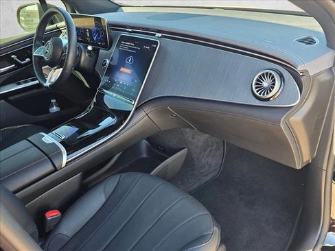 Used 2023 Mercedes-Benz EQE 500 4MATIC SUV image 18