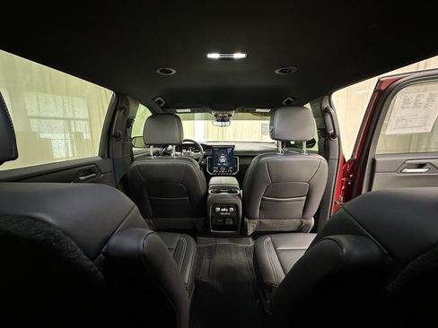 Used 2026 GMC Acadia Elevation w/ Black Edition AWD/4WD image 19
