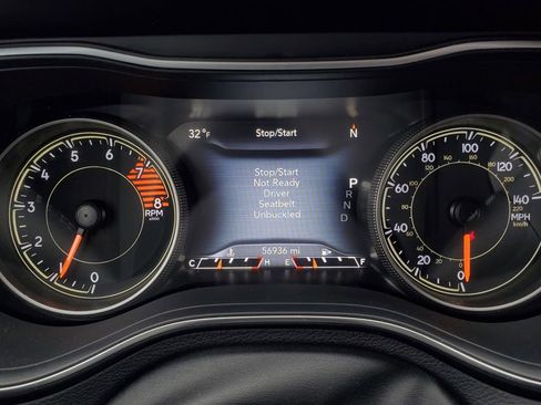 Used 2020 Jeep Cherokee Limited image 17