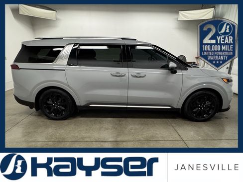 Used 2024 Kia Carnival SX Prestige image 14