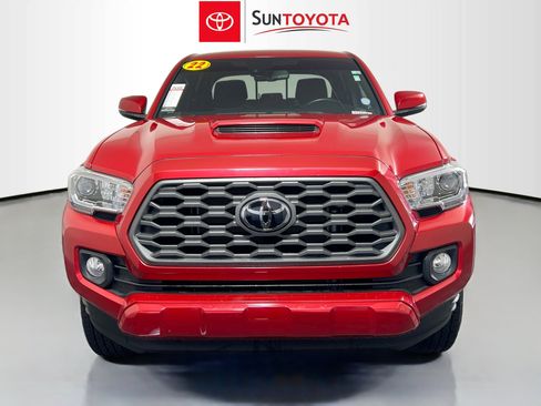 Used 2022 Toyota Tacoma TRD Sport image 10