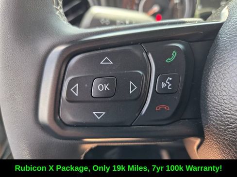 Used 2025 Jeep Wrangler Unlimited Rubicon AWD/4WD image 30