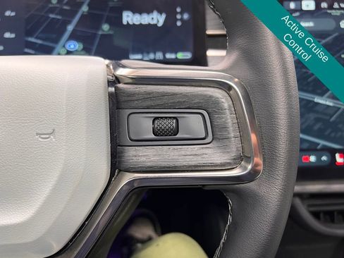Used 2025 Rivian R1S Adventure AWD/4WD image 10