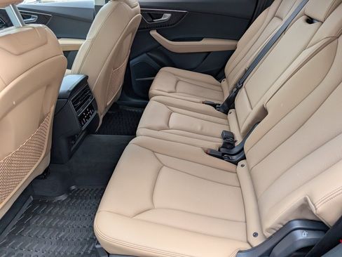 Used 2025 Audi Q7 3.0T Premium Plus image 27