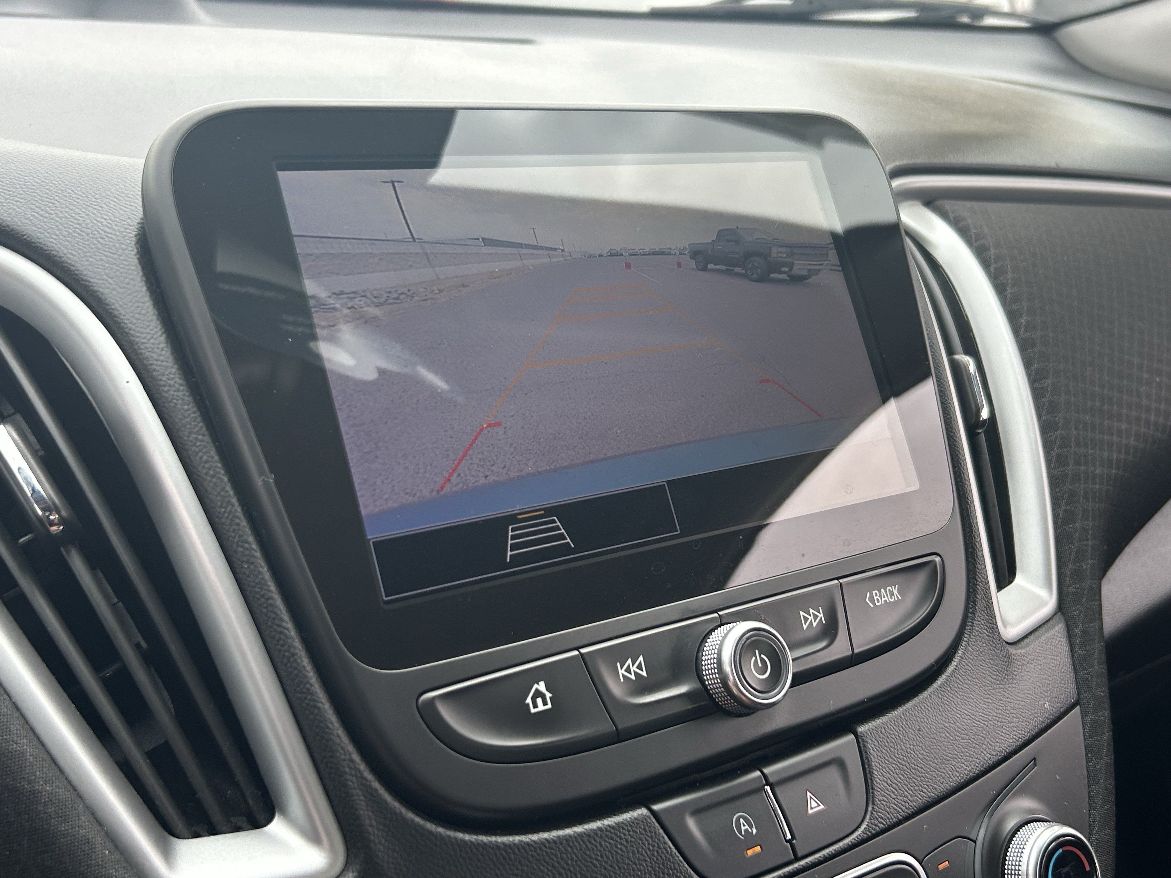 Used 2024 Chevrolet Malibu LT FWD image 30