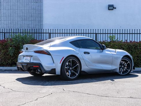 Used 2020 Toyota Supra Premium w/ Driver Assist Package RWD image 5