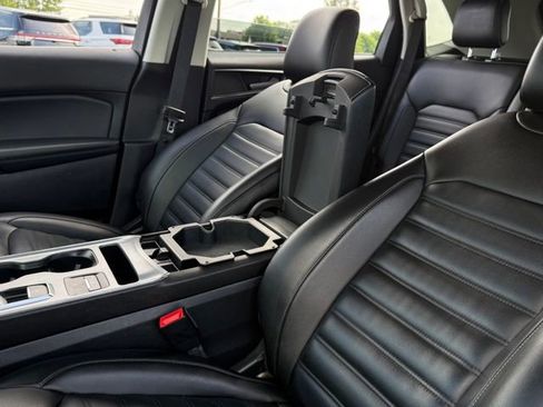 Used 2021 Ford Edge SEL w/ Convenience Package AWD/4WD image 30