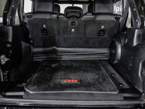 Used 2018 Jeep Wrangler Unlimited Rubicon w/ Dual Top Group image 50