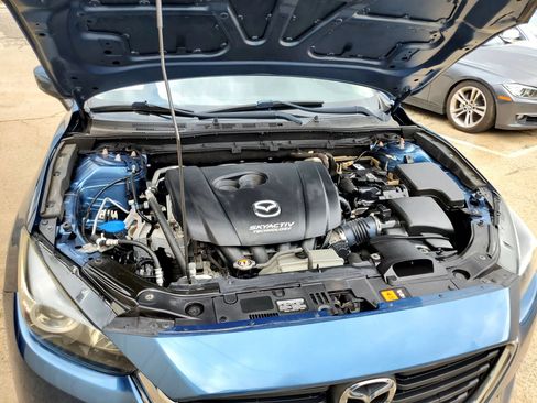 Used 2017 MAZDA MAZDA3 Sport w/ Preferred Equipment Package FWD image 55