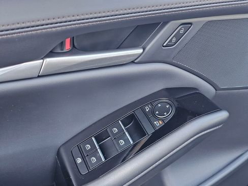 New 2026 MAZDA MAZDA3 2.5 S Preferred image 32