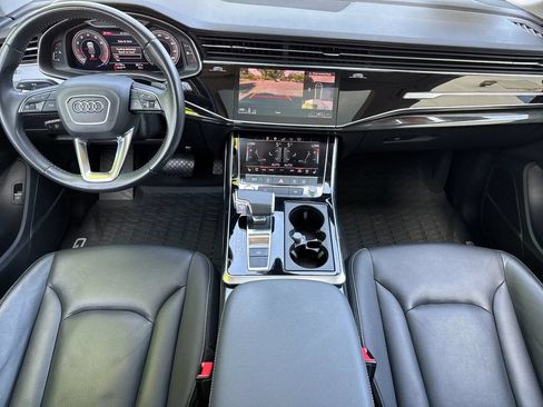 Used 2020 Audi Q8 Premium Plus w/ Premium Plus Package AWD/4WD image 18