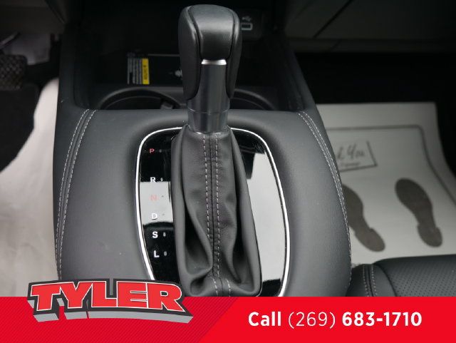 Used 2024 Honda HR-V EX-L image 31