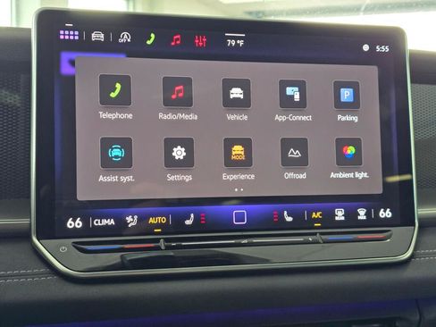 New 2026 Volkswagen Tiguan SE R-Line AWD/4WD image 23
