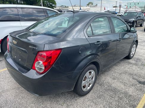 Used 2016 Chevrolet Sonic LS FWD image 4