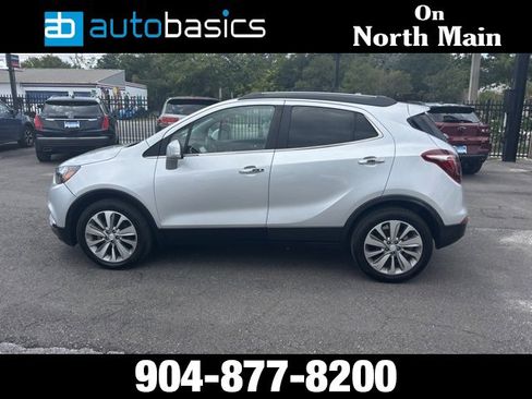 Used 2019 Buick Encore Preferred image 5