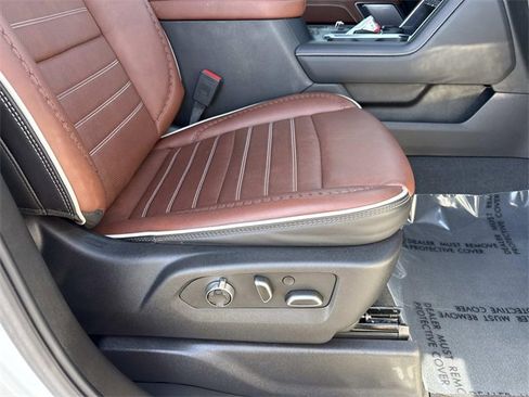 Used 2024 GMC Sierra 2500 Denali Ultimate image 14