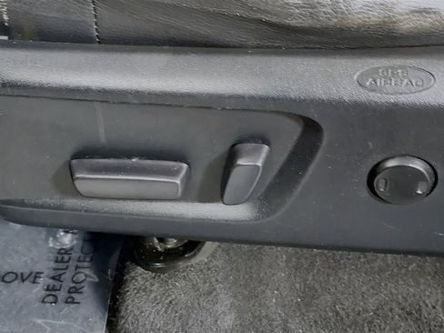 Used 2019 Toyota Tundra Limited image 16