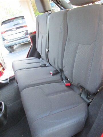 Used 2017 Jeep Wrangler Unlimited Sport w/ Quick Order Package 24S AWD/4WD image 10