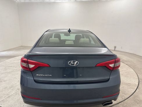 Used 2016 Hyundai Sonata SE FWD image 25