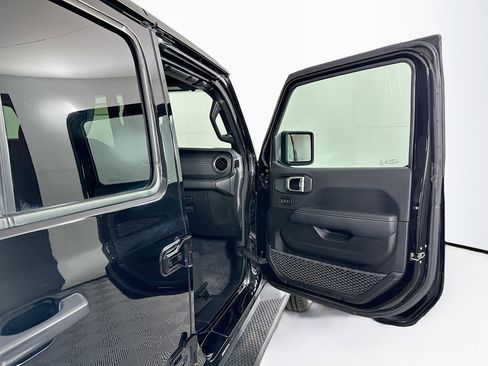 Used 2023 Jeep Wrangler Sahara w/ Cold Weather Group image 30