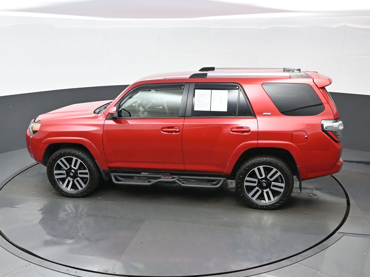 Used 2022 Toyota 4Runner SR5 AWD/4WD image 39
