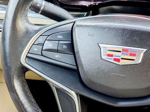 Used 2017 Cadillac XT5 FWD w/ LPO, Wheel Lock Package image 34