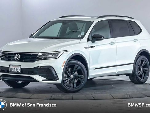 Used 2024 Volkswagen Tiguan SE R-Line image 1