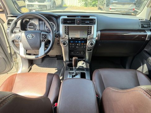 Used 2023 Toyota 4Runner Limited AWD/4WD image 19
