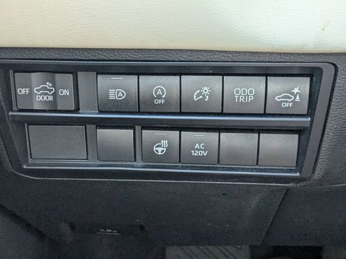 Used 2023 Toyota Tundra 1794 Edition AWD/4WD image 26