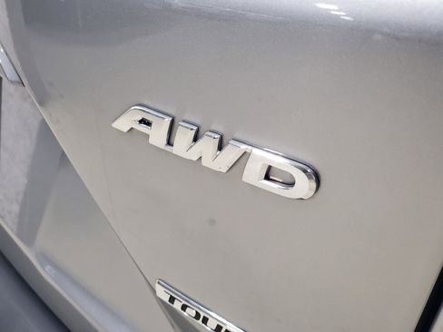 Certified 2017 Honda CR-V Touring image 6
