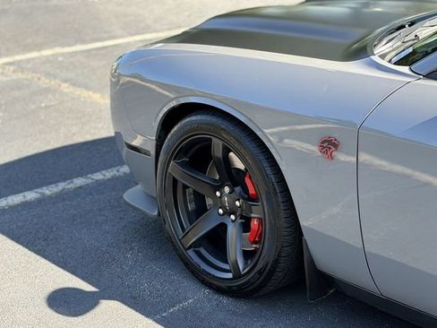 Used 2020 Dodge Challenger SRT Hellcat RWD image 9