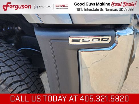 New 2026 GMC Sierra 2500 SLE w/ SLE Value Package; AWD/4WD image 12
