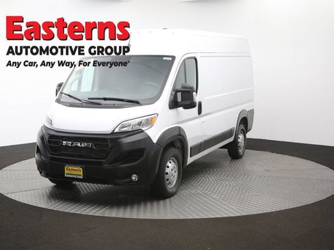 Used 2023 RAM ProMaster 2500 w/ Convenience Group FWD image 48