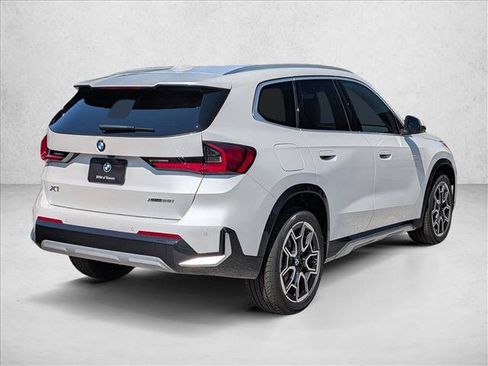 New 2026 BMW X1 xDrive28i w/ Technology Package AWD/4WD image 2