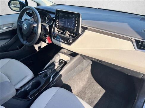 Used 2020 Toyota Corolla LE image 22