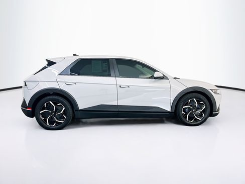 Used 2024 Hyundai Ioniq 5 SE AWD/4WD image 10