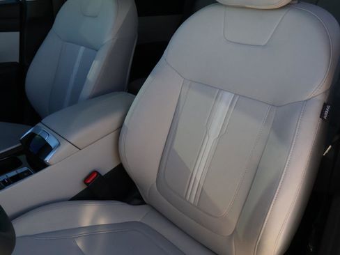 Used 2025 Hyundai Tucson SEL image 13