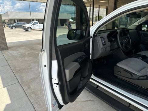 Used 2020 GMC Canyon W/T w/ Convenience Package RWD image 14