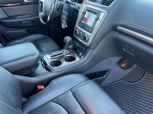 Used 2016 GMC Acadia Denali image 16