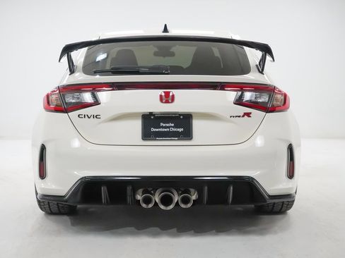 Used 2025 Honda Civic Type R image 11