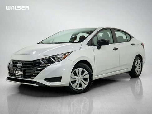 Used 2024 Nissan Versa S w/ Trunk Package FWD image 1
