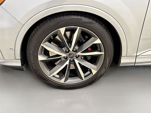 Used 2023 Audi SQ7 Prestige w/ Prestige Package AWD/4WD image 33