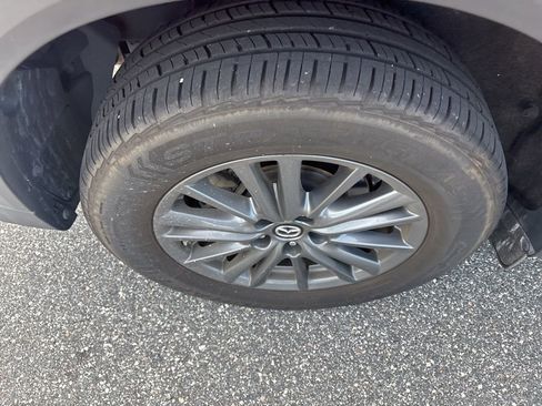 Used 2019 MAZDA CX-5 Touring image 12