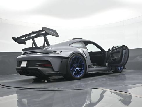 Certified 2025 Porsche 911 GT3 RS RWD image 21