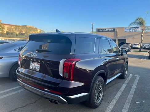 Used 2024 Hyundai Palisade SEL FWD image 7
