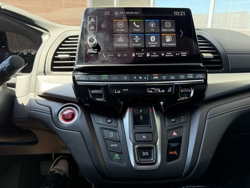 Used 2025 Honda Odyssey Sport-L image 18