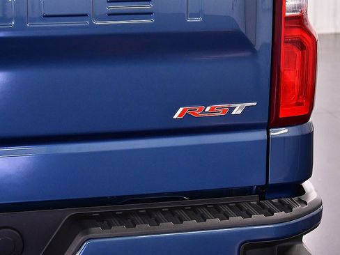 Used 2024 Chevrolet Silverado 1500 RST w/ Max Trailering Package image 14