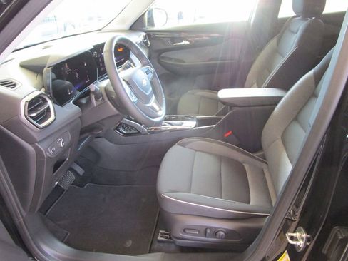 New 2026 Chevrolet TrailBlazer LT w/ Convenience Package FWD image 40