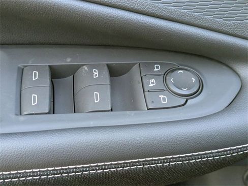 New 2025 Chevrolet Blazer EV LT w/ Super Cruise Package image 9